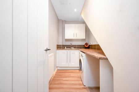 4 bedroom Town house for sale in Anseres Place, Stamford, PE9