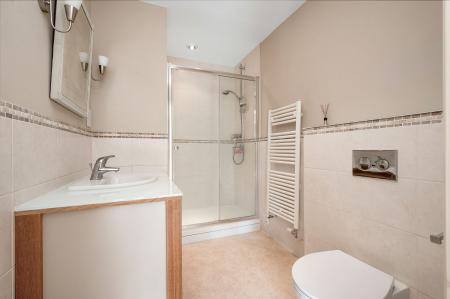 4 bedroom Town house for sale in Anseres Place, Stamford, PE9