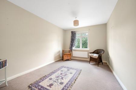 4 bedroom Town house for sale in Anseres Place, Stamford, PE9