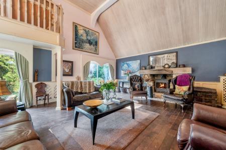 6 bedroom Detached house for sale in Manor Road, Sutton, PE5