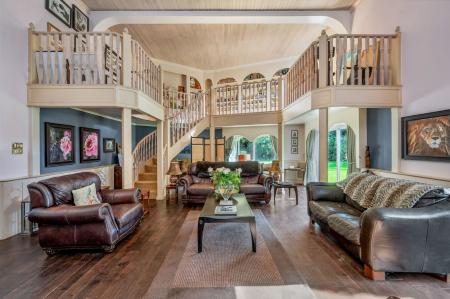 6 bedroom Detached house for sale in Manor Road, Sutton, PE5