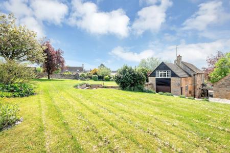 4 bedroom Detached house for sale in High Street, Duddington, PE9