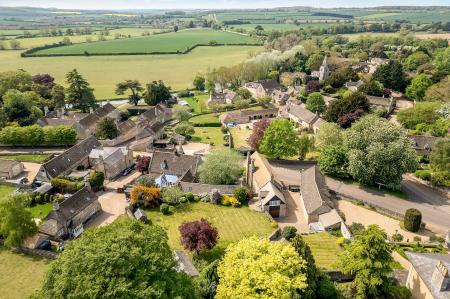 4 bedroom Detached house for sale in High Street, Duddington, PE9