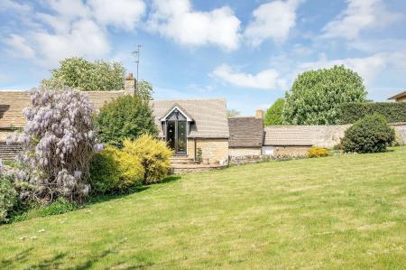 4 bedroom Detached house for sale in High Street, Duddington, PE9