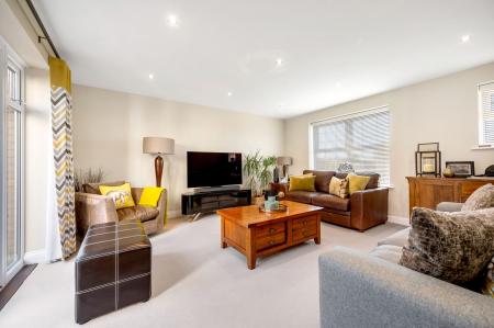 4 bedroom Detached house for sale in Goody Rudkin Close, Stamford, PE9