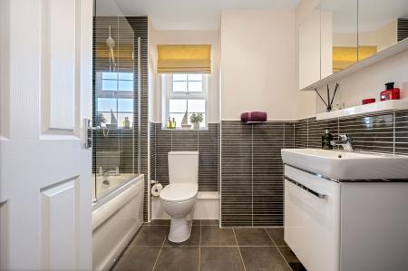 4 bedroom Detached house for sale in Goody Rudkin Close, Stamford, PE9