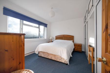 5 bedroom Detached house for sale in Queens Walk, Stamford, PE9