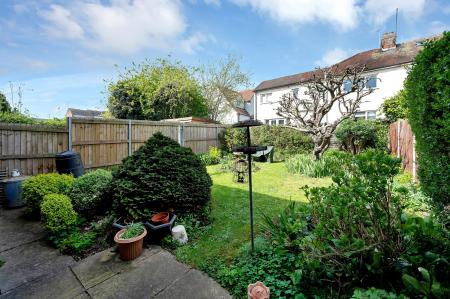 3 bedroom Detached house for sale in Drift Avenue, Stamford