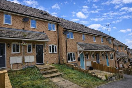 Harrisons Walk, Thrapston, NN14