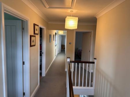 5 bedroom Detached house for sale in Tobias Grove, Stamford, PE9