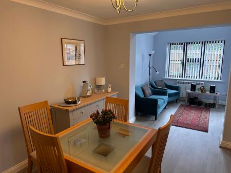 5 bedroom Detached house for sale in Tobias Grove, Stamford, PE9