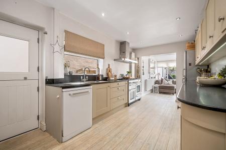 3 bedroom Detached house for sale in Casterton Road, Stamford