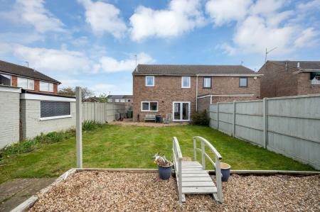 3 bedroom Semi-detached house for sale in Perth Road, Stamford, PE9
