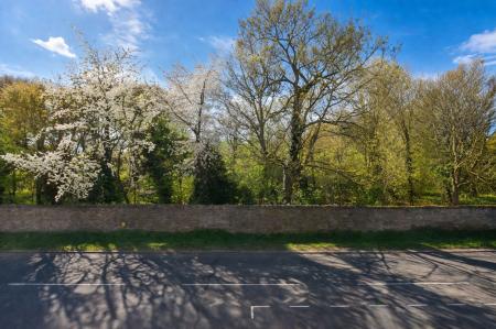 3 bedroom Terraced House for sale in Daniel Court, Stamford, PE9