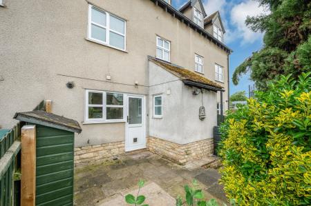 3 bedroom Town house for sale in Daniel Court, Stamford, PE9