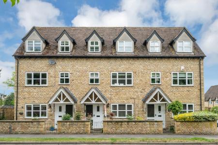 3 bedroom Town house for sale in Daniel Court, Stamford, PE9