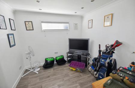 3 bedroom Semi-detached house for sale in Falkirk Close, Stamford, PE9