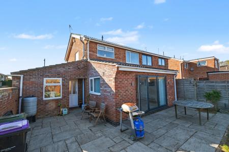 3 bedroom Semi-detached house for sale in Falkirk Close, Stamford, PE9