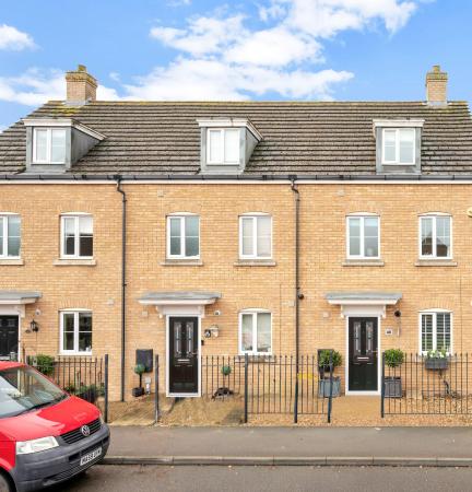 3 bedroom Town house for sale in Little Casterton Road, Stamford, PE9