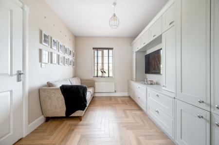 5 bedroom Detached house for sale in Oak Lane, Kings Cliffe, PE8