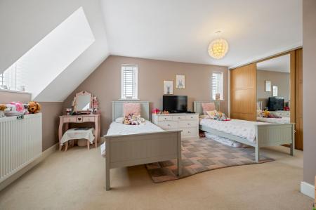 5 bedroom Detached house for sale in Oak Lane, Kings Cliffe, PE8