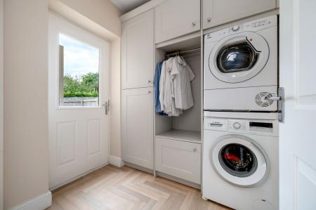 5 bedroom Detached house for sale in Oak Lane, Kings Cliffe, PE8