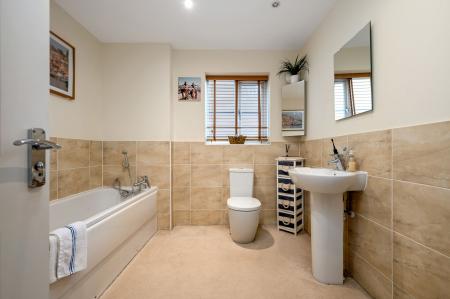 5 bedroom Detached house for sale in Oak Lane, Kings Cliffe, PE8