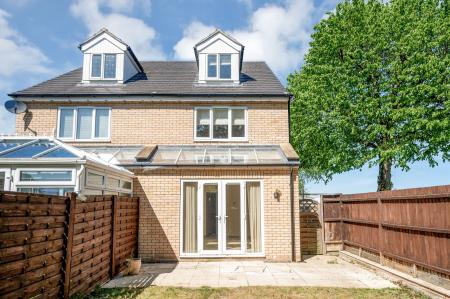 3 bedroom Town house for sale in Ryhall Road, Stamford, PE9