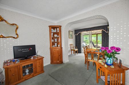 3 bedroom Detached house for sale in Cedar Road, Stamford, PE9