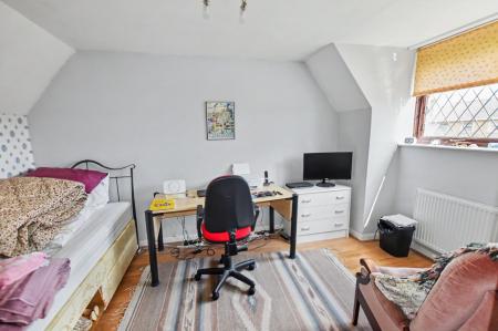 3 bedroom Detached house for sale in Cedar Road, Stamford, PE9
