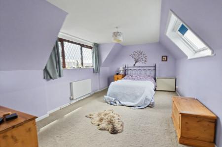 3 bedroom Detached house for sale in Cedar Road, Stamford, PE9