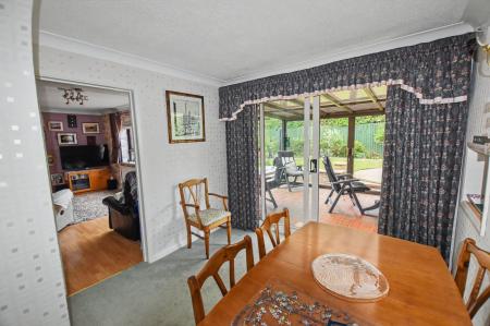 3 bedroom Detached house for sale in Cedar Road, Stamford, PE9