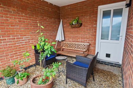 3 bedroom Semi-detached house for sale in Plover Road, Essendine, PE9