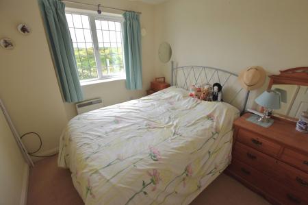 3 bedroom Semi-detached house for sale in Plover Road, Essendine, PE9