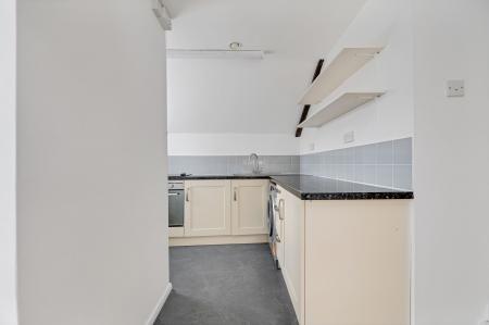 2 bedroom Flat to let in 33 West Street, PE8