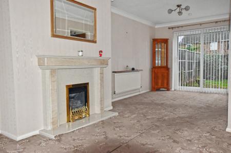 3 bedroom Semi-detached house to let in Moray Close, Stamford, PE9