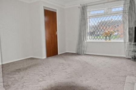 3 bedroom Semi-detached house to let in Moray Close, Stamford, PE9