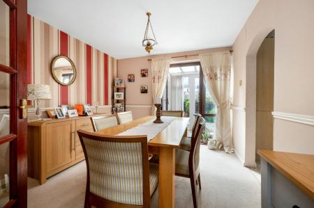 3 bedroom End of terrace house for sale in Andrew Road, Stamford, PE9