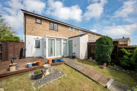 3 bedroom End of terrace house for sale in Andrew Road, Stamford, PE9