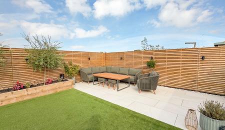 3 bedroom Semi-detached house for sale in Sovereign Way, Stamford, PE9