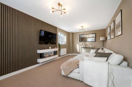 3 bedroom Semi-detached house for sale in Sovereign Way, Stamford, PE9
