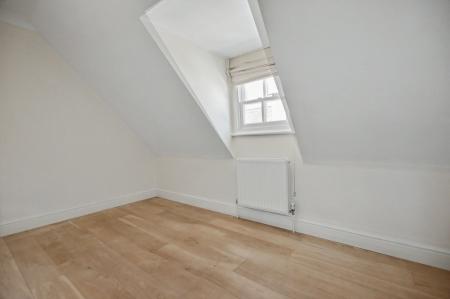 4 bedroom Terraced House for sale in Blackfriars Street, Stamford, PE9