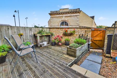 4 bedroom Terraced House for sale in Blackfriars Street, Stamford, PE9
