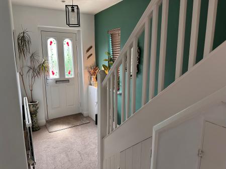 3 bedroom Semi-detached house for sale in Drift Gardens, Stamford, PE9