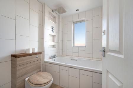 3 bedroom Town house for sale in Ryhall Road, Stamford, PE9