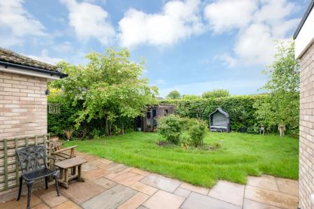3 bedroom Detached bungalow for sale in Cambridge Road, Stamford, PE9