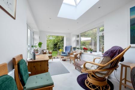 2 bedroom Detached bungalow for sale in Cambridge Road, Stamford, PE9