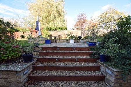 4 bedroom Detached house to let in Essendine Road, Ryhall, PE9
