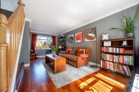 4 bedroom Semi-detached house for sale in Oak Road, Stamford, PE9