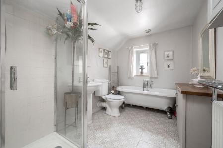 1 bedroom Cottage for sale in Bell Yard, Collyweston, PE9